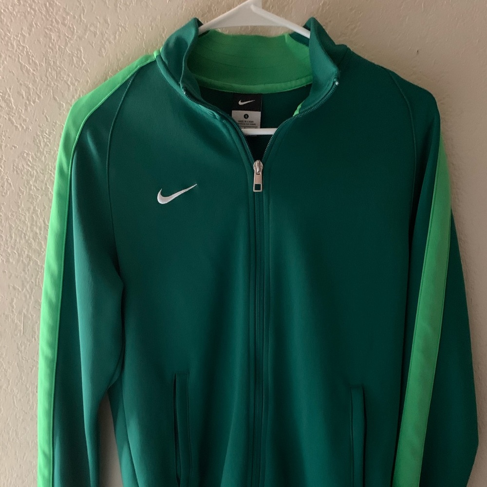 Green Nike turtleneck sportswear sweater